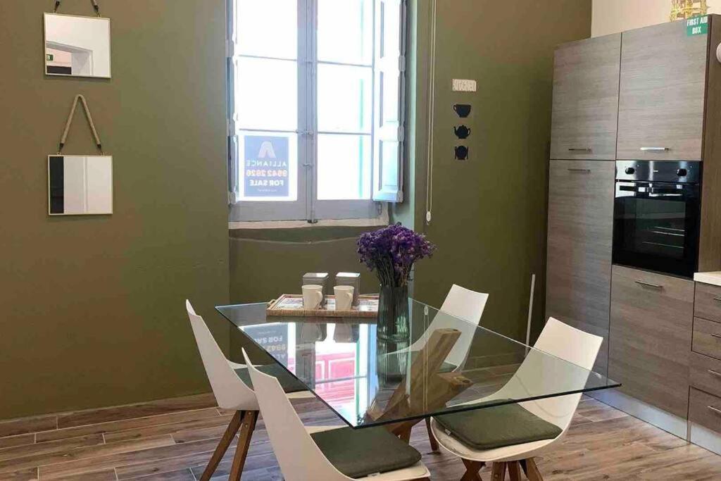 Sliema - 2 Mins From The Beach Apartment Екстериор снимка