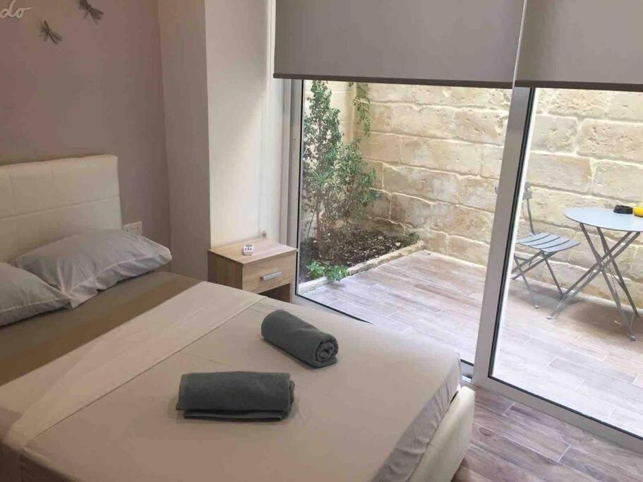 Sliema - 2 Mins From The Beach Apartment Екстериор снимка